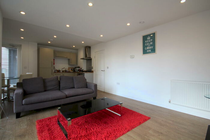 2 Bedroom Flat To Rent In John Nash Mews, London, E14
