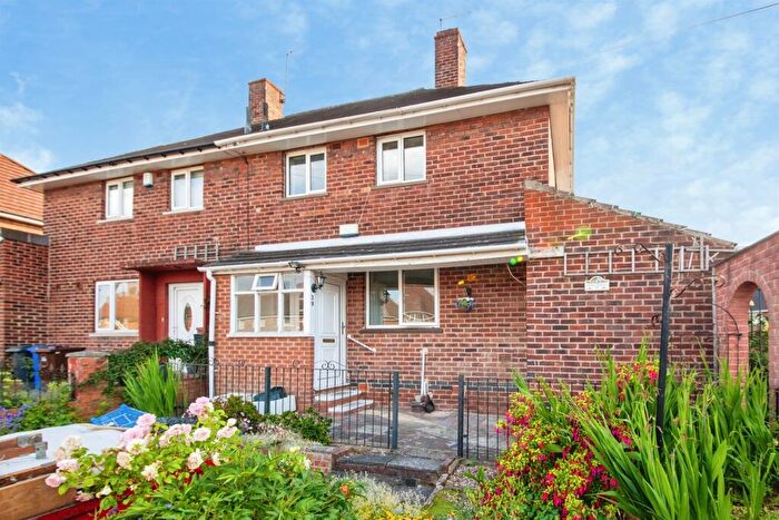 3 Bedroom Semi-Detached House For Sale In Beaumont Avenue, Sheffield, S2
