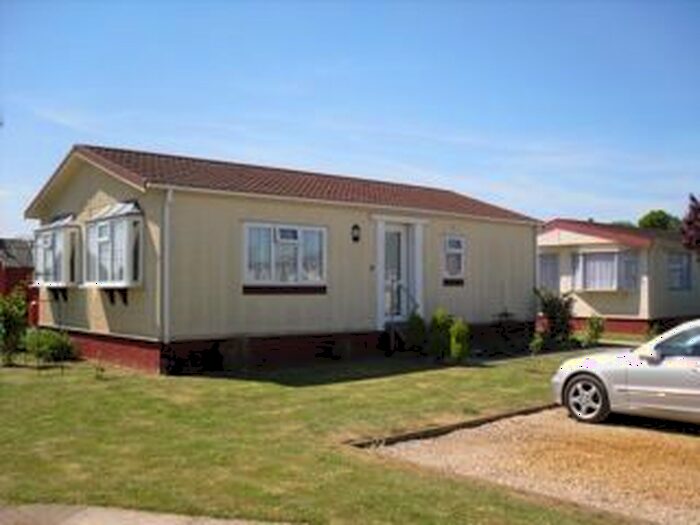1 Bedroom Mobile/park Home To Rent In Sutton Road, Wisbech, PE13