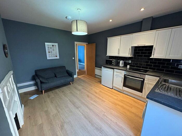 2 Bedroom Flat To Rent In Flat A, A Poole Road, Westbourne, Bournemouth, BH4