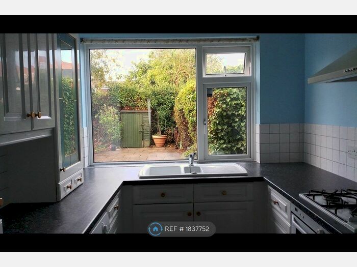 1 Bedroom Maisonette To Rent In Derby Road, Enfield, EN3