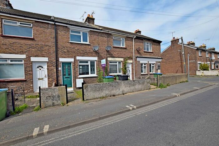 2 Bedroom Terraced House To Rent In Wick Street, Wick, Littlehampton, BN17