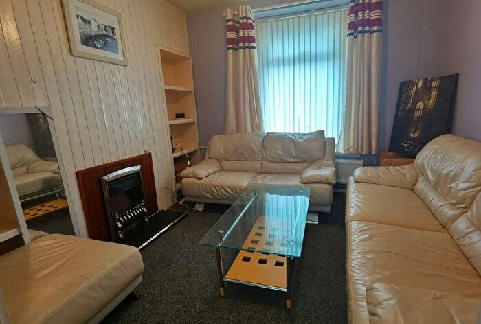 3 Bedroom Semi-Detached House To Rent In Crole Street, Swansea, SA1