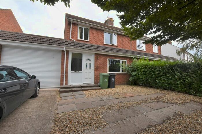 3 Bedroom Property To Rent In Whinfield Road, Worcester, WR3