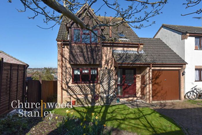 3 Bedroom Detached House For Sale In Harvey Close, Lawford, CO11