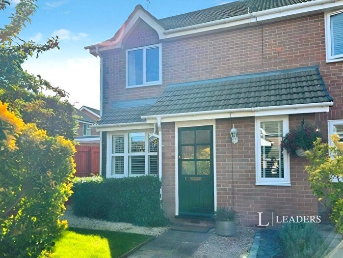 2 Bedroom Semi Detached House To Rent In Kenneth Close, Cheltenham, Gloucestershire, GL53