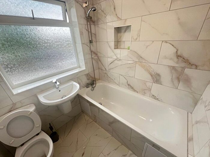 4 Bedroom Semi-Detached House To Rent In George V Way, Greenford, Greater London, UB6