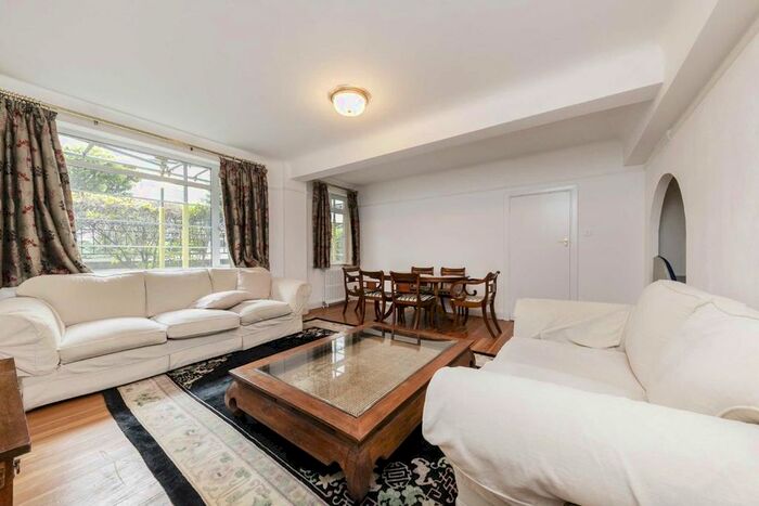 1 Bedroom Flat To Rent In Balham High Road, London, SW17