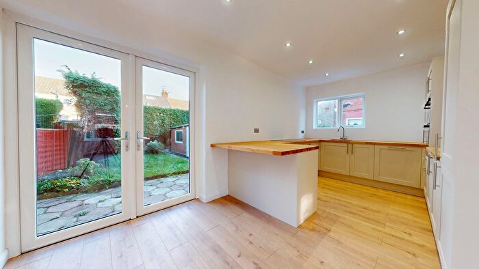 3 Bedroom Semi Detached House For Sale In High Meadow, South Shields, Tyne And Wear, NE34