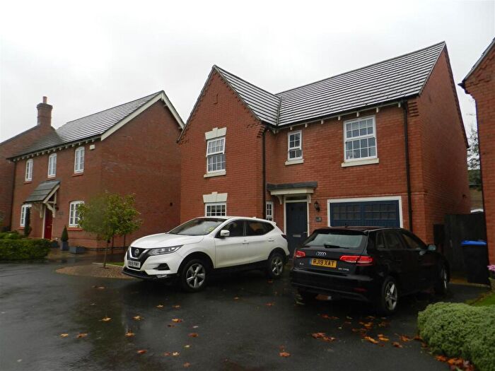 4 Bedroom House To Rent In West Haddon, NN6