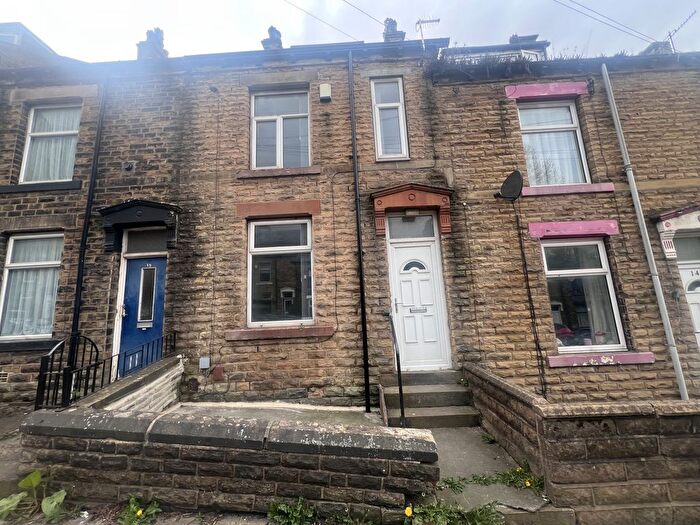 3 Bedroom Terraced House To Rent In Balfour Street, Bradford, West Yorkshire, BD4