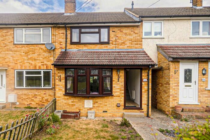 2 Bedroom Terraced House To Rent In Orange Tree Close, Chelmsford, CM2