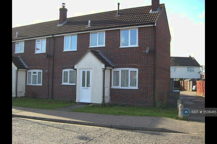 2 Bedroom End Of Terrace House To Rent In Beckers Green Road, Braintree, CM7