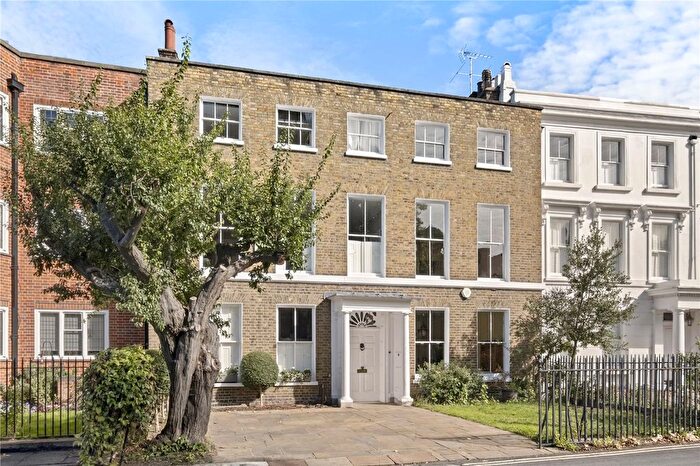 4 Bedroom Terraced House For Sale In Little Green, Richmond, TW9