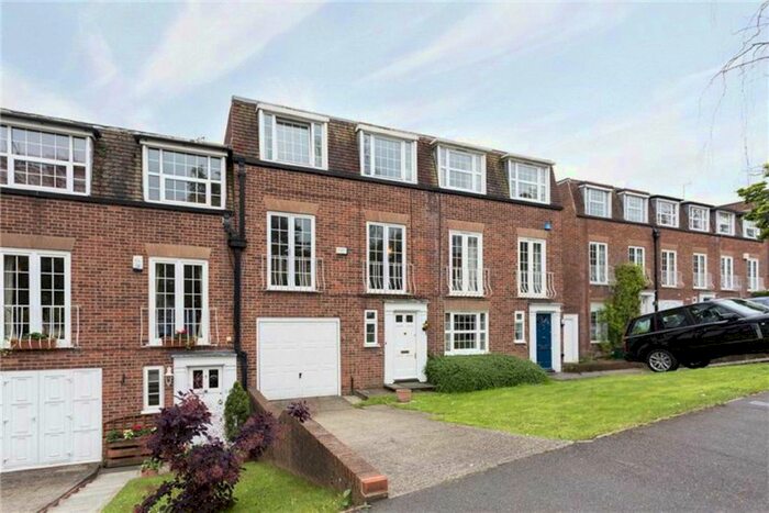 4 Bedroom Property To Rent In Newstead Way, London, SW19