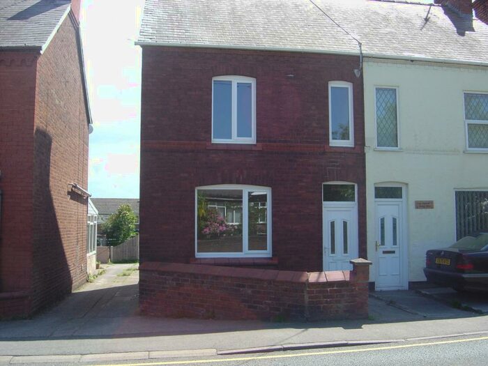 2 Bedroom Semi-Detached House To Rent In Mold Road, Buckley, Flintshire, CH7