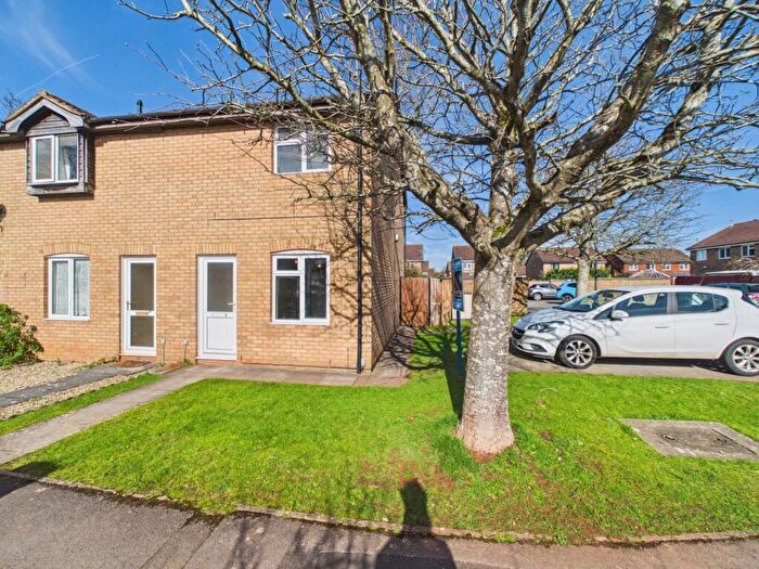 2 Bedroom End Of Terrace House For Sale In Wavell Close, Yate, Bristol, BS37