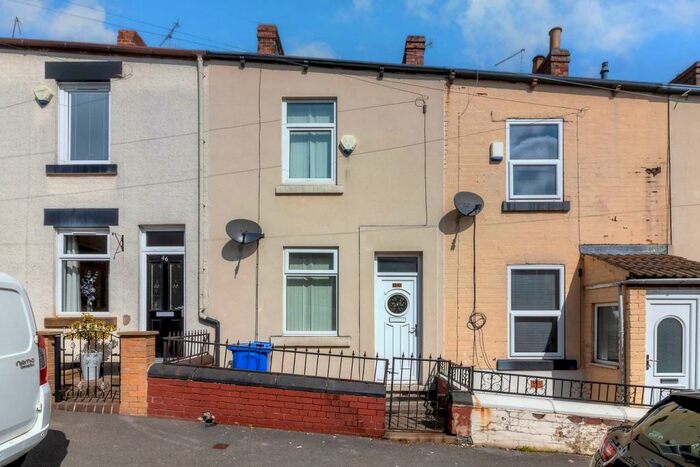 3 Bedroom Terraced House To Rent In Commercial Street, Barnsley, S70