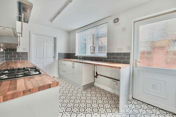 3 Bedroom End Of Terrace House To Rent In Daubney Street, Cleethorpes, DN35