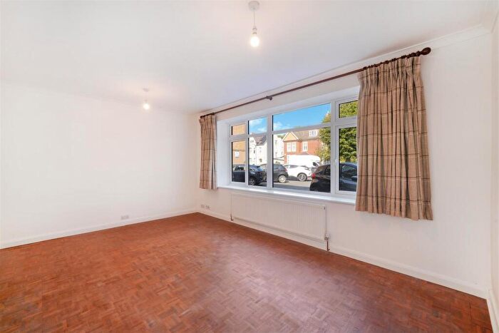 2 Bedroom Apartment To Rent In Harrowdene Road, Wembley, HA0