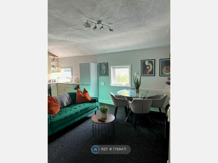 2 Bedroom Flat To Rent In South Road, Birmingham, B18