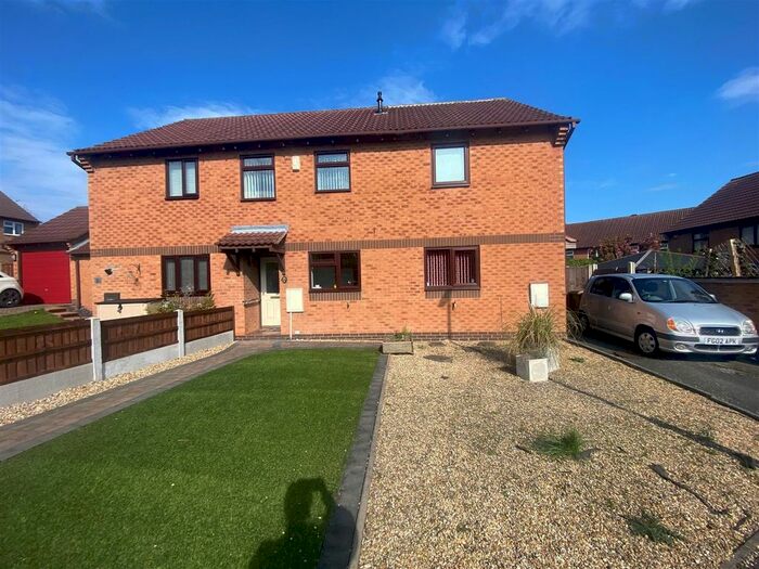 2 Bedroom Town House To Rent In Whilton Crescent, West Hallam, Ilkeston, DE7