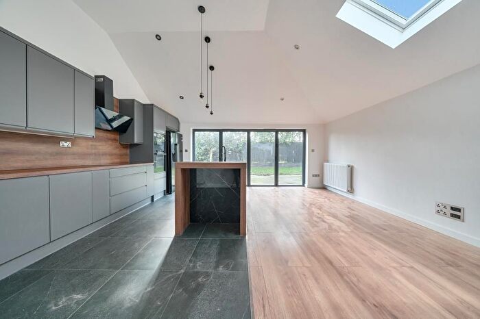 3 Bedroom Detached Bungalow To Rent In Hampden Drive, Kidlington, OX5