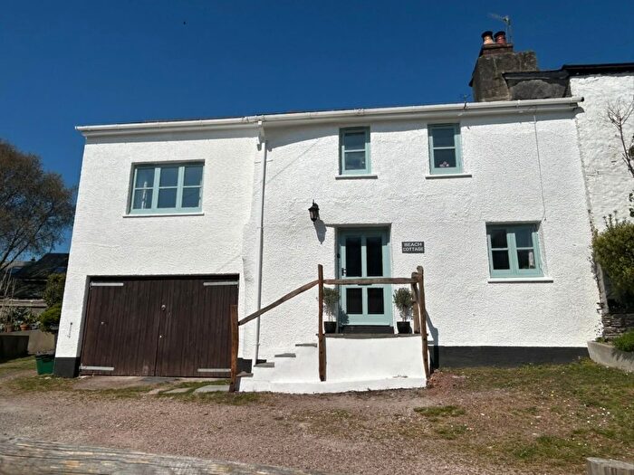 4 Bedroom Semi-Detached House For Sale In Brook Street, Kingsbridge, TQ7
