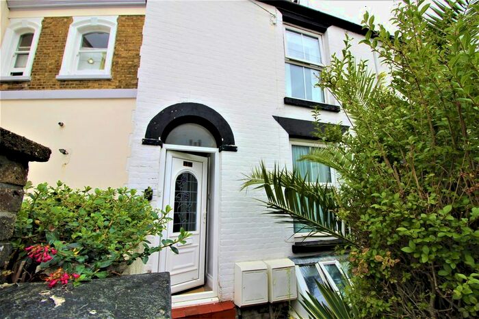 4 Bedroom Cottage To Rent In Wellington Road, Deal, CT14