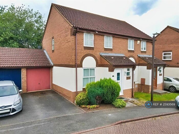 3 Bedroom Semi-Detached House To Rent In Nova Lodge, Emerson Valley, Milton Keynes, MK4