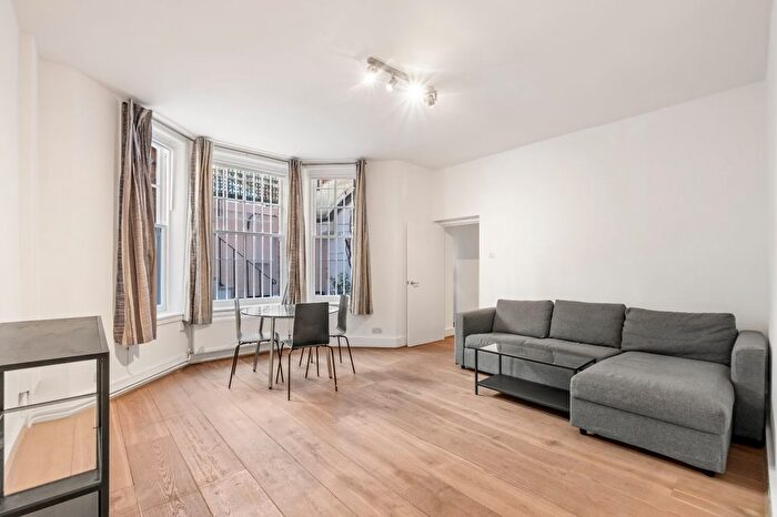 1 Bedroom Flat To Rent In Wetherby Gardens, South Kensington, SW5