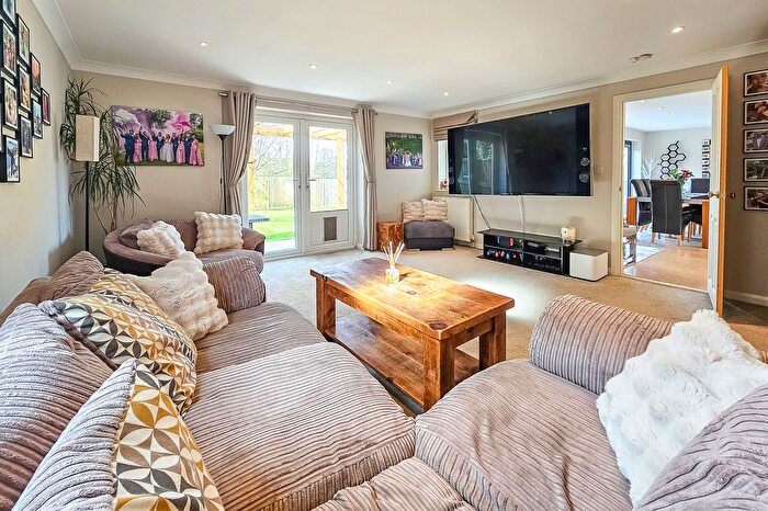 5 Bedroom Detached House To Rent In Azerley Grove, Harrogate, HG3