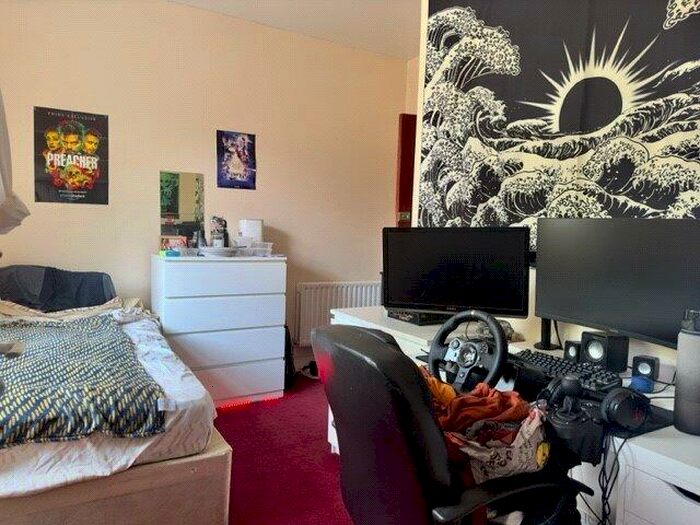 5 Bedroom End Of Terrace House To Rent In Southampton, Hampshire, SO15