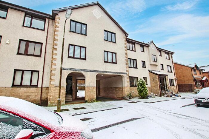 1 Bedroom Flat For Sale In Wallace Mill Gardens, Mid Calder, EH53