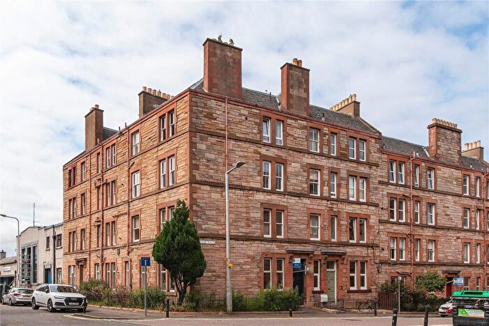 2 Bedroom Flat To Rent In Ritchie Place, Edinburgh, EH11