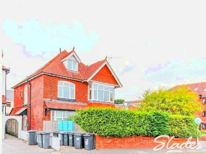 1 Bedroom Flat To Rent In Beresford Road, Southbourne, Bournemouth, BH6