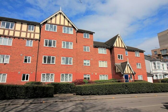 1 Bedroom Flat To Rent In Tudor Place, London Road, Hounslow, TW3