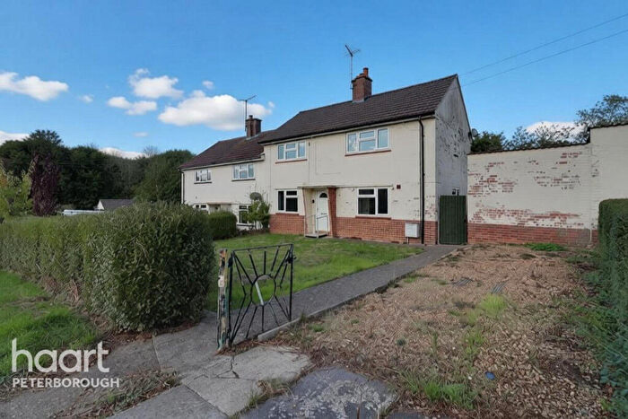 3 Bedroom Semi-Detached House For Sale In Ailwine Road, Upwood, PE26