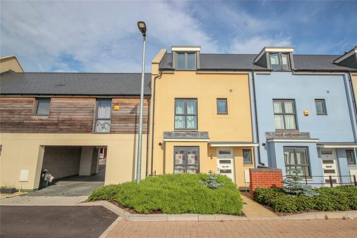 4 Bedroom Town House To Rent In Whitsun Leaze, Charlton Hayes, Bristol, BS34