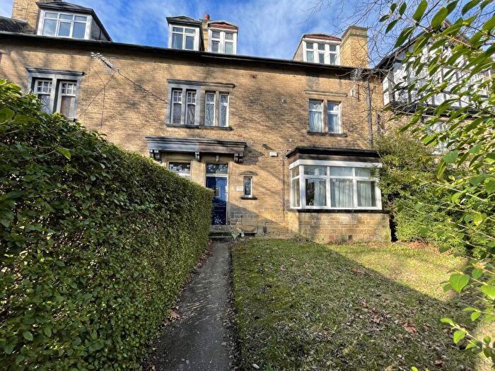 1 Bedroom Flat To Rent In St. Marys Road, Leeds, West Yorkshire, LS7