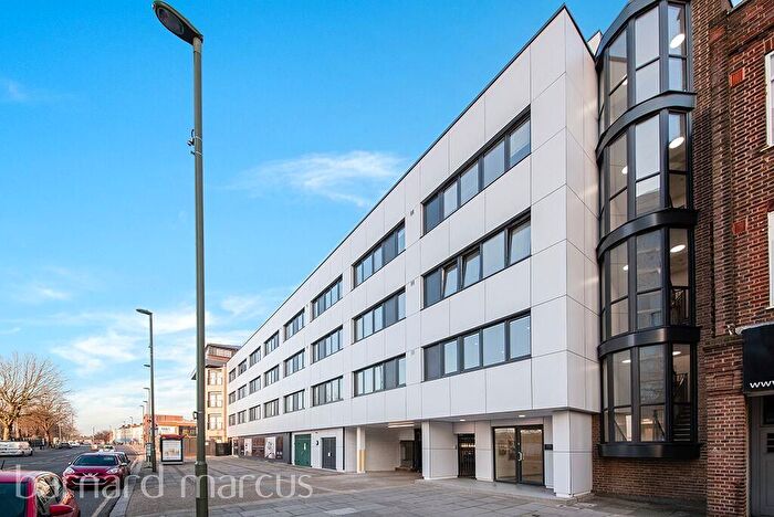 1 Bedroom Flat To Rent In High Road, Whetstone, N20