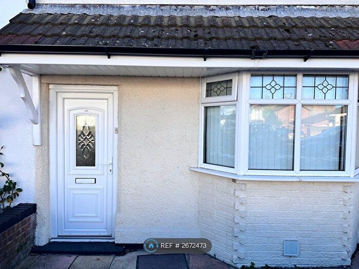 2 Bedroom Flat To Rent In Thrunscoe Road, Cleethorpes, DN35