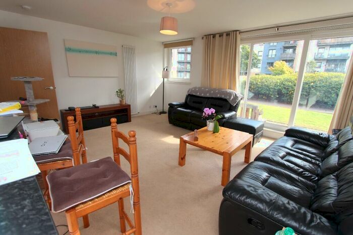 2 Bedroom Flat To Rent In East Pilton Farm Crescent, Pilton, Edinburgh, EH5