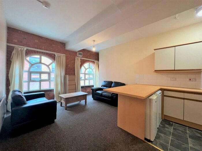 4 Bedroom Apartment To Rent In York Street, Leicester, LE1