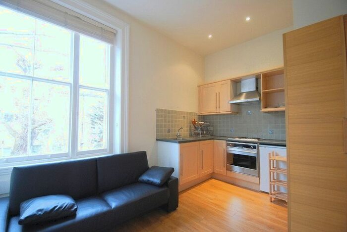 Studio To Rent In Buckland Crescent, Belsize Park, NW3