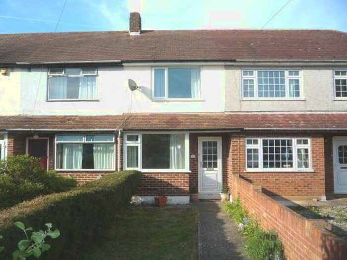 2 Bedroom Terraced House To Rent In West Drive, Chatham, ME5