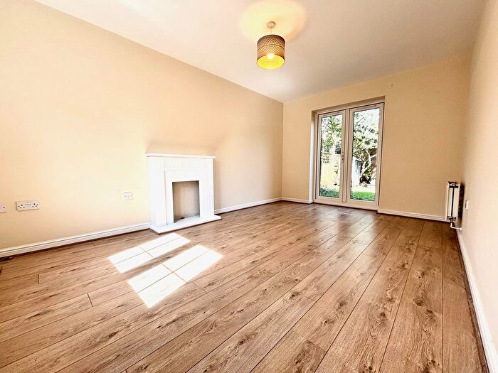 3 Bedroom Semi-Detached House To Rent In Betjeman Road, Stratford-Upon-Avon, CV37