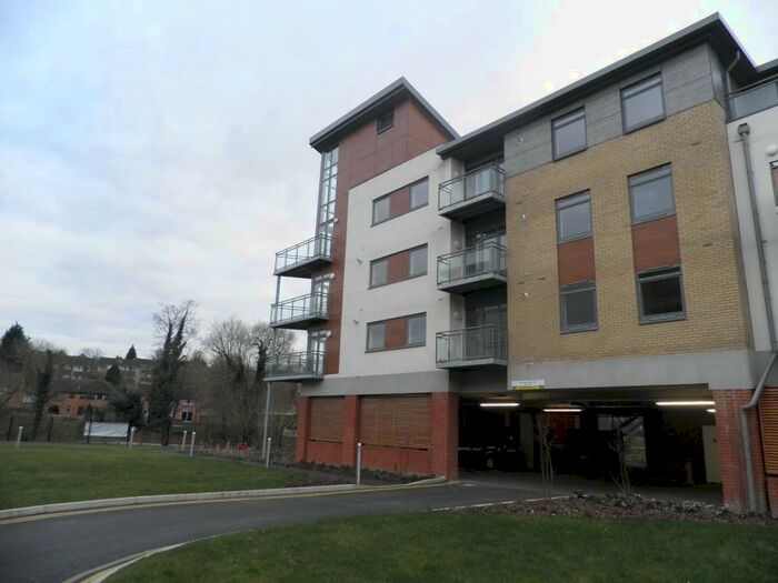 2 Bedroom Apartment To Rent In Hart Street, Maidstone, ME16