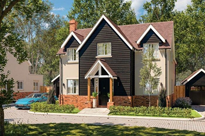 4 Bedroom Detached House For Sale In Hall Lane, Shenfield, Brentwood, CM15