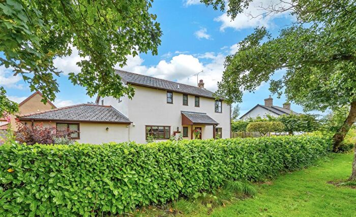 4 Bedroom Detached House For Sale In The Green, Tostock, IP30